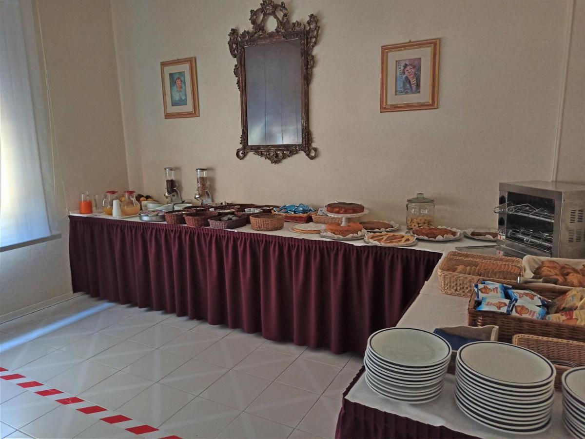 Albergo Giglio Chianciano Terme Eksteriør billede